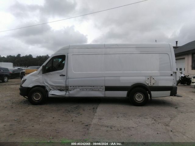WD3PE8DE6E5825534 Mercedes-Benz Sprinter 2500 High Roof