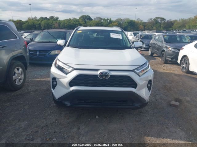 2T3A1RFV0PW396218 Toyota Rav4 Xle Premium