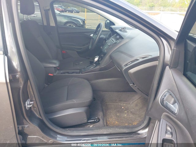 Ford FOCUS SE 2015 1FADP3F22FL355353 Image 5