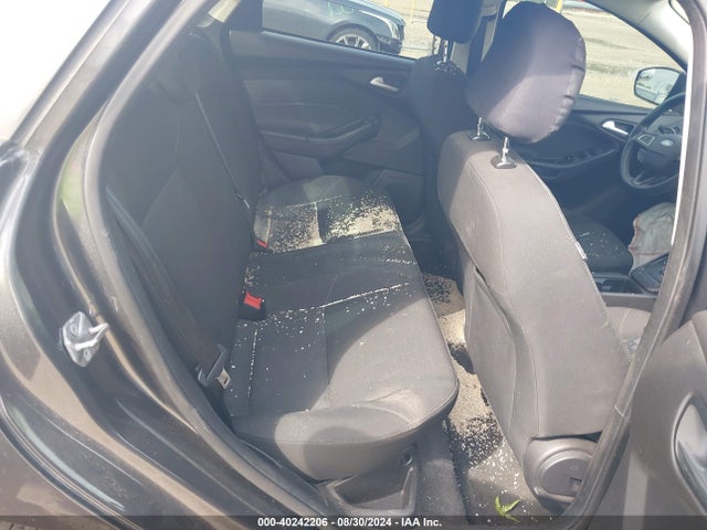 Ford FOCUS SE 2015 1FADP3F22FL355353 Image 8