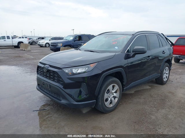 Toyota RAV4 LE 2020 2T3H1RFV3LW077355 Image 2