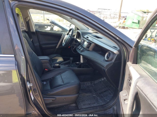 Toyota RAV4 LE 2018 2T3BFREV9JW739817 Image 5