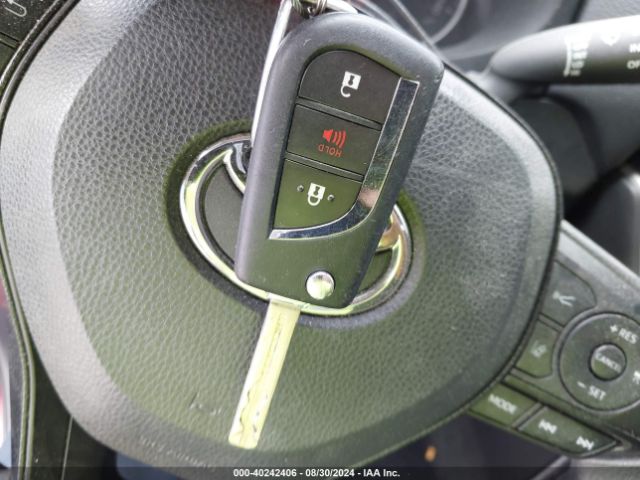 JTMH1RFV2MD072906 Toyota RAV4 LE
