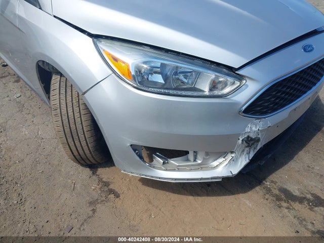 Ford FOCUS SE 2018 1FADP3K22JL212479 Image 6