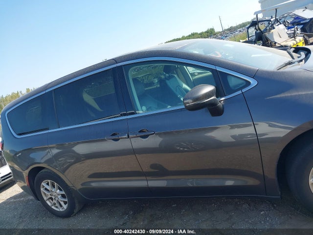 Chrysler Pacifica Touring L 2023 2C4RC1BG0PR531259 Image 13