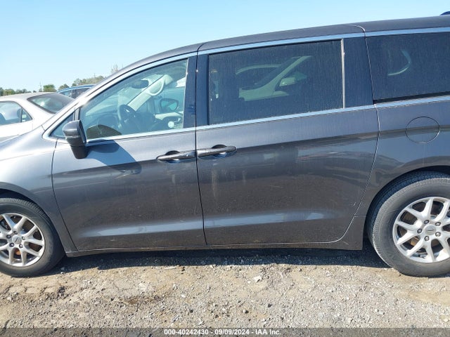 Chrysler Pacifica Touring L 2023 2C4RC1BG0PR531259 Image 14