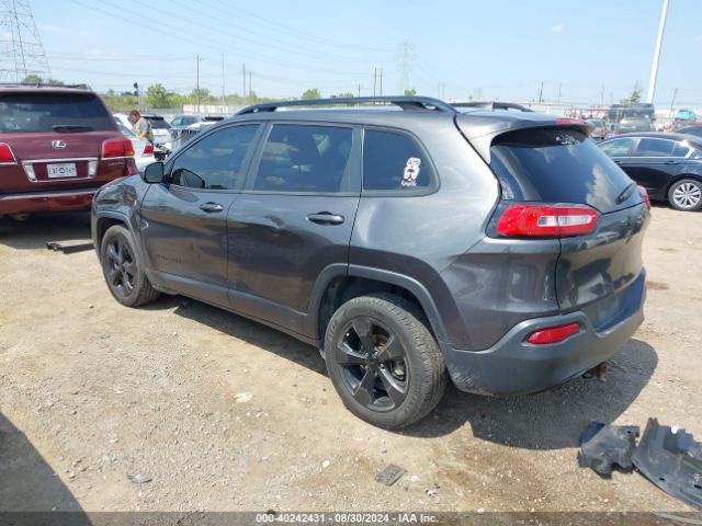 1C4PJLCB8GW176621 Jeep Cherokee Altitude