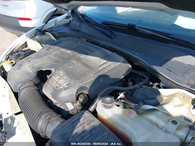 2C3CCAKGXKH613718 Chrysler 300 Limited Awd