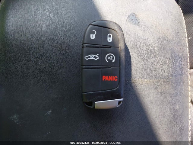 2C3CCAKGXKH613718 Chrysler 300 Limited Awd