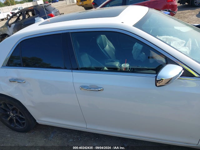 Chrysler 300 Limited Awd 2019 2C3CCAKGXKH613718 Image 13