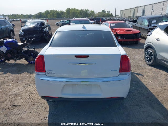Chrysler 300 Limited Awd 2019 2C3CCAKGXKH613718 Image 16