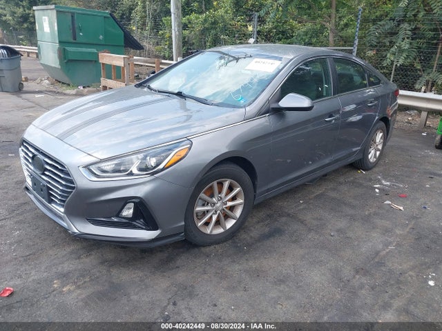 Hyundai SONATA SE 2018 5NPE24AF1JH674401 Image 2