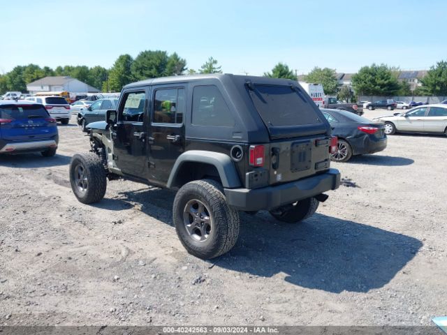 1C4BJWDG5FL766166 Jeep Wrangler Unlimited Sport