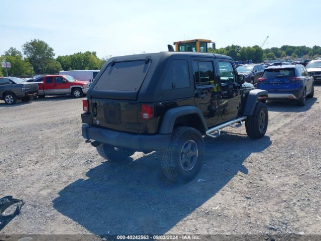 1C4BJWDG5FL766166 Jeep Wrangler Unlimited Sport