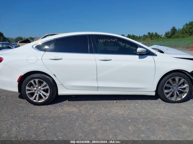 1C3CCCAB8FN537866 Chrysler 200 Limited
