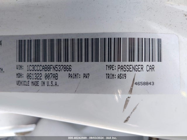 1C3CCCAB8FN537866 Chrysler 200 Limited