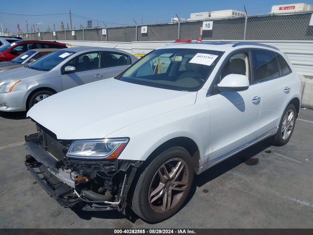 Audi Q5 2.0t Premium 2015 WA1LFAFP6FA005657 Image 2