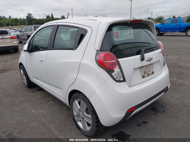 Chevrolet Spark Ls Auto 2014 KL8CB6S98EC421985 Image 3
