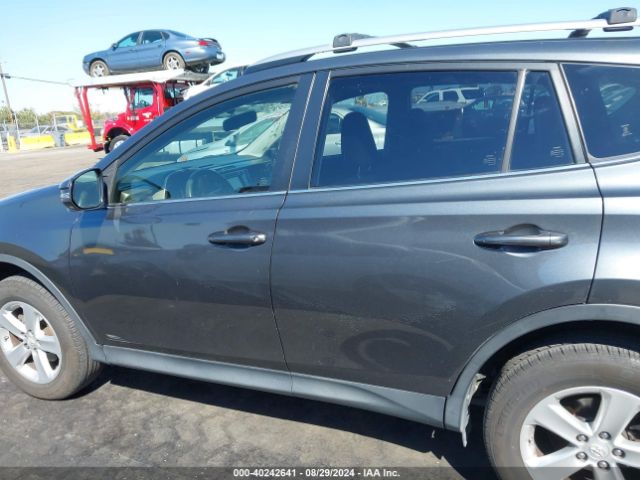 JTMRFREV2ED050834 Toyota Rav4 Xle