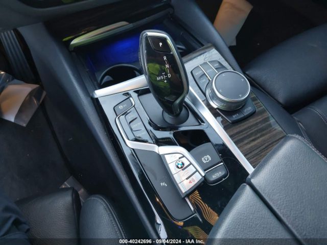 WBAJA5C52JG900264 BMW 530I