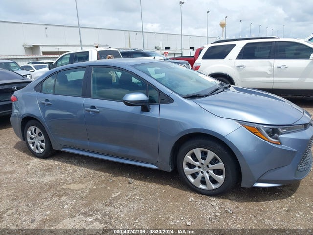 Toyota COROLLA LE 2022 5YFEPMAEXNP367391 Image 13