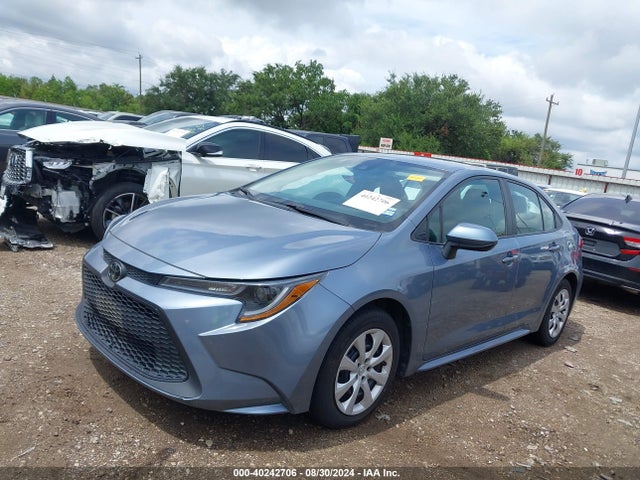 Toyota COROLLA LE 2022 5YFEPMAEXNP367391 Image 2