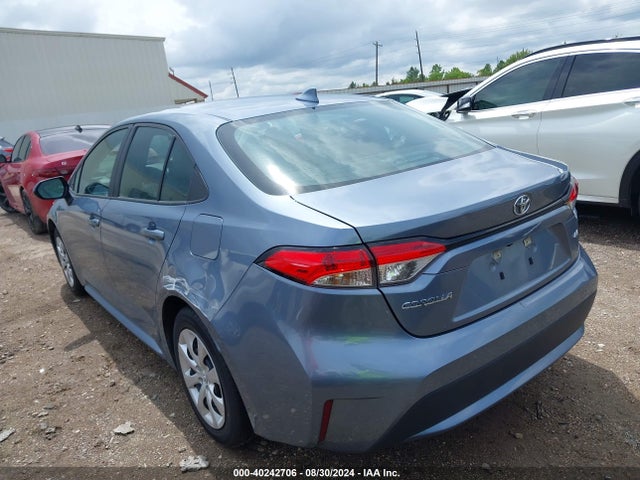 Toyota COROLLA LE 2022 5YFEPMAEXNP367391 Image 3