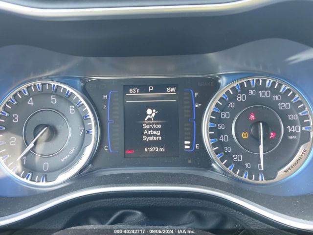 1C3CCCAB2GN107171 Chrysler 200 Limited