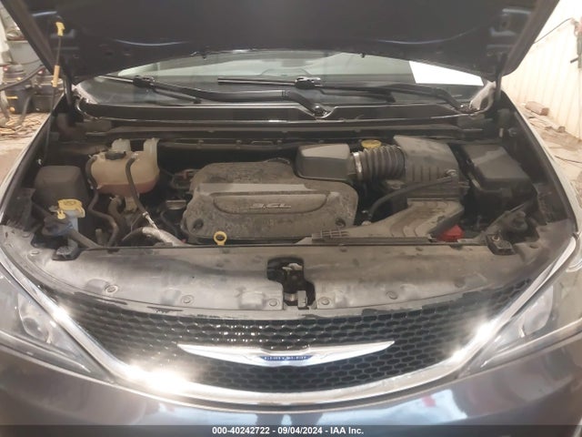 2C4RC1FG5JR358114 Chrysler Pacifica Touring Plus