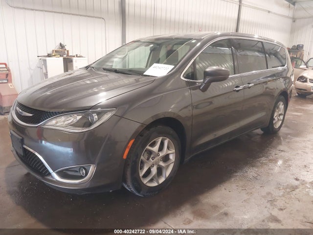 2C4RC1FG5JR358114 Chrysler Pacifica Touring Plus