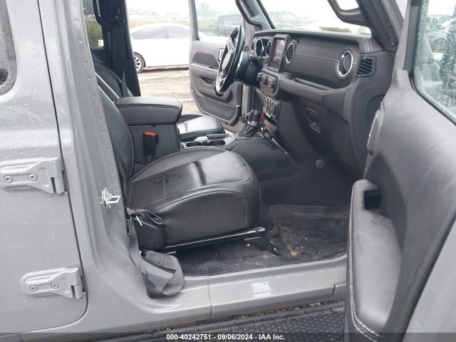1C4HJXEG7MW762954 Jeep Wrangler Unlimited Sahara 4x4