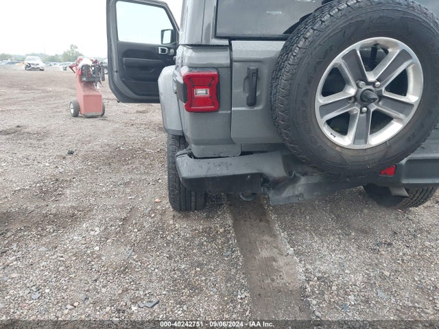 1C4HJXEG7MW762954 Jeep Wrangler Unlimited Sahara 4x4
