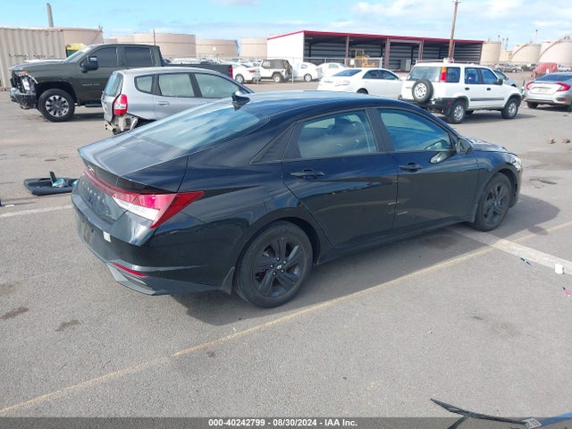 Hyundai ELANTRA SEL 2023 KMHLM4AG0PU438830 Image 4