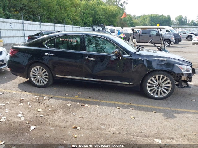 Lexus LS 460 2017 JTHCL5EF3H5027642 Image 14