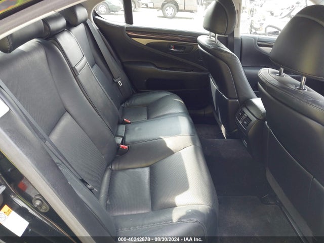 Lexus LS 460 2017 JTHCL5EF3H5027642 Image 8
