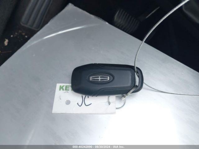 3LN6L2GK9ER828197 Lincoln MKZ