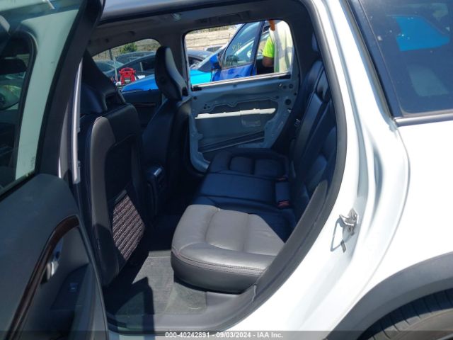 YV4902ND9F1194672 Volvo Xc70 T6 Platinum