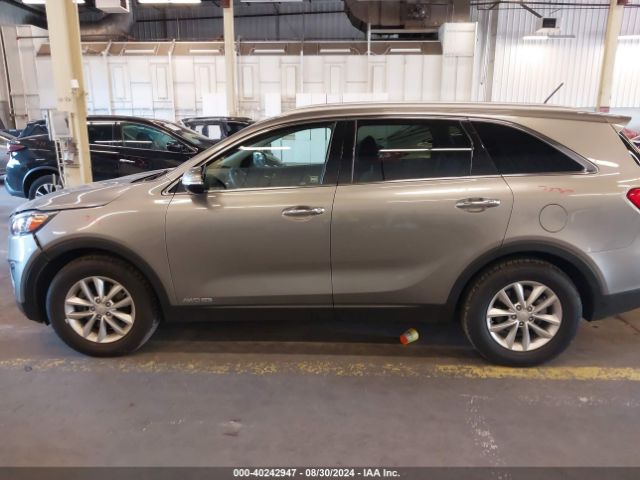 5XYPGDA59JG341002 KIA Sorento 3.3l Lx
