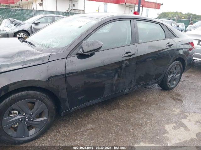 Hyundai ELANTRA SEL 2023 KMHLM4AG7PU572122 Image 18