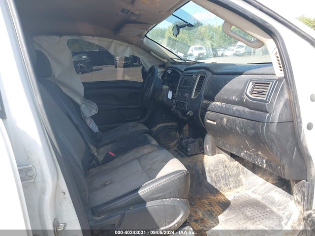 1N6AA1F39KN515137 Nissan Titan Xd S Gas