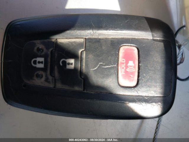 JTDKAMFUXM3138303 Toyota Prius Le