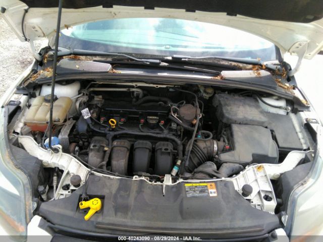 1FADP3J28EL215488 Ford Focus Titanium