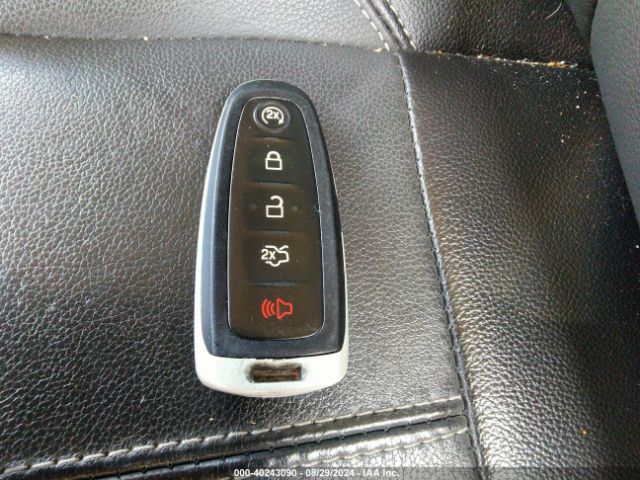 1FADP3J28EL215488 Ford Focus Titanium