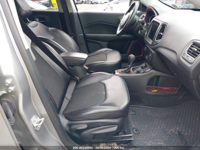 3C4NJDDBXLT195361 Jeep Compass Trailhawk 4x4