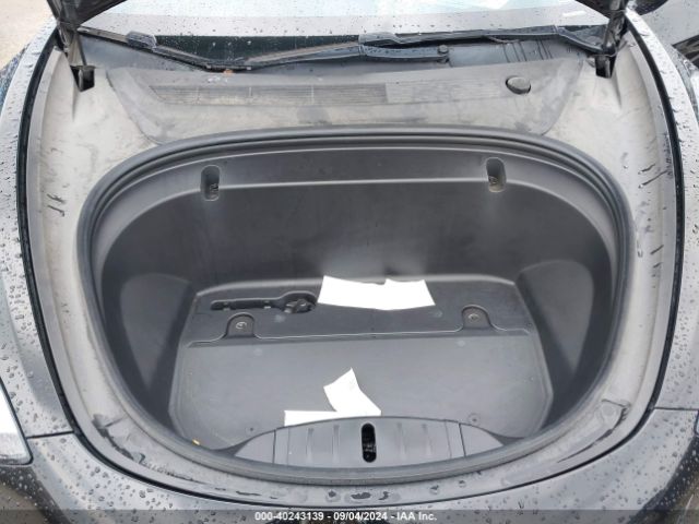 5YJ3E1EA6LF633601 Tesla MODEL 3