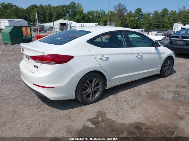 5NPD84LF7JH291277 Hyundai ELANTRA SEL