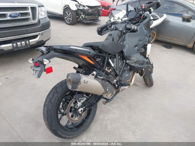 2022 KTM 1290 VBKV79405NM951020 Photo 3