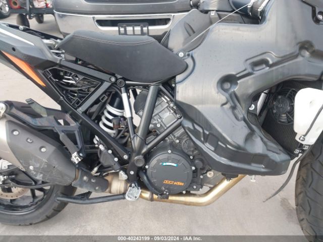 2022 KTM 1290 VBKV79405NM951020 Photo 7