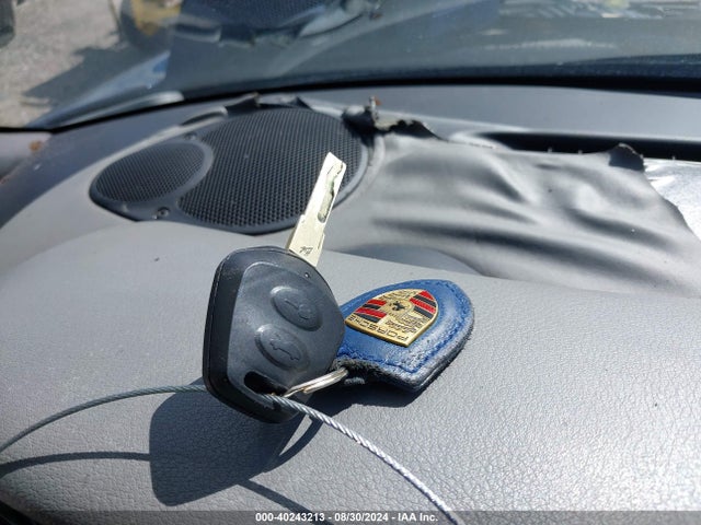 2000 PORSCHE BOXSTER WP0CA2981YU621184 Photo 10