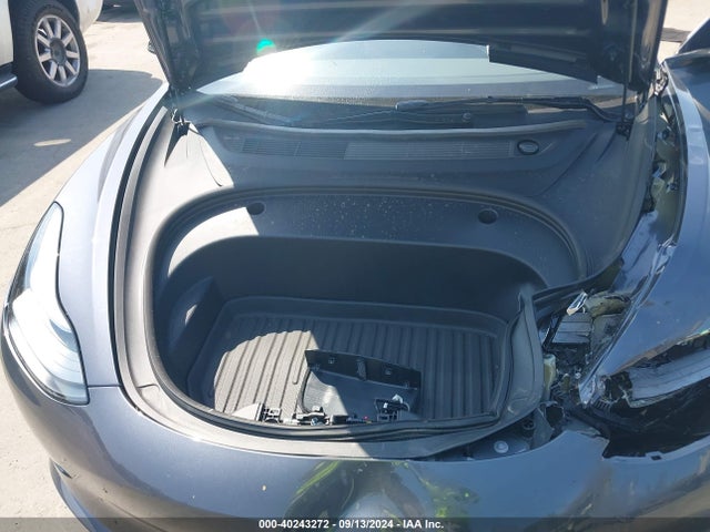 2023 TESLA MODEL 3 5YJ3E1EA0PF710811 Photo 9